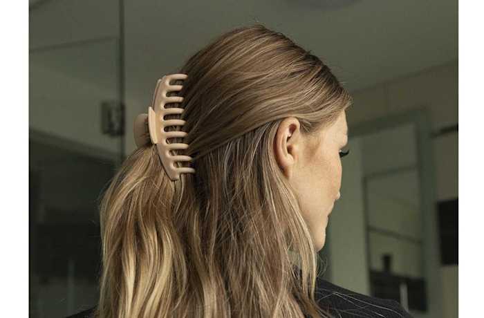 Claw clips on Amazon